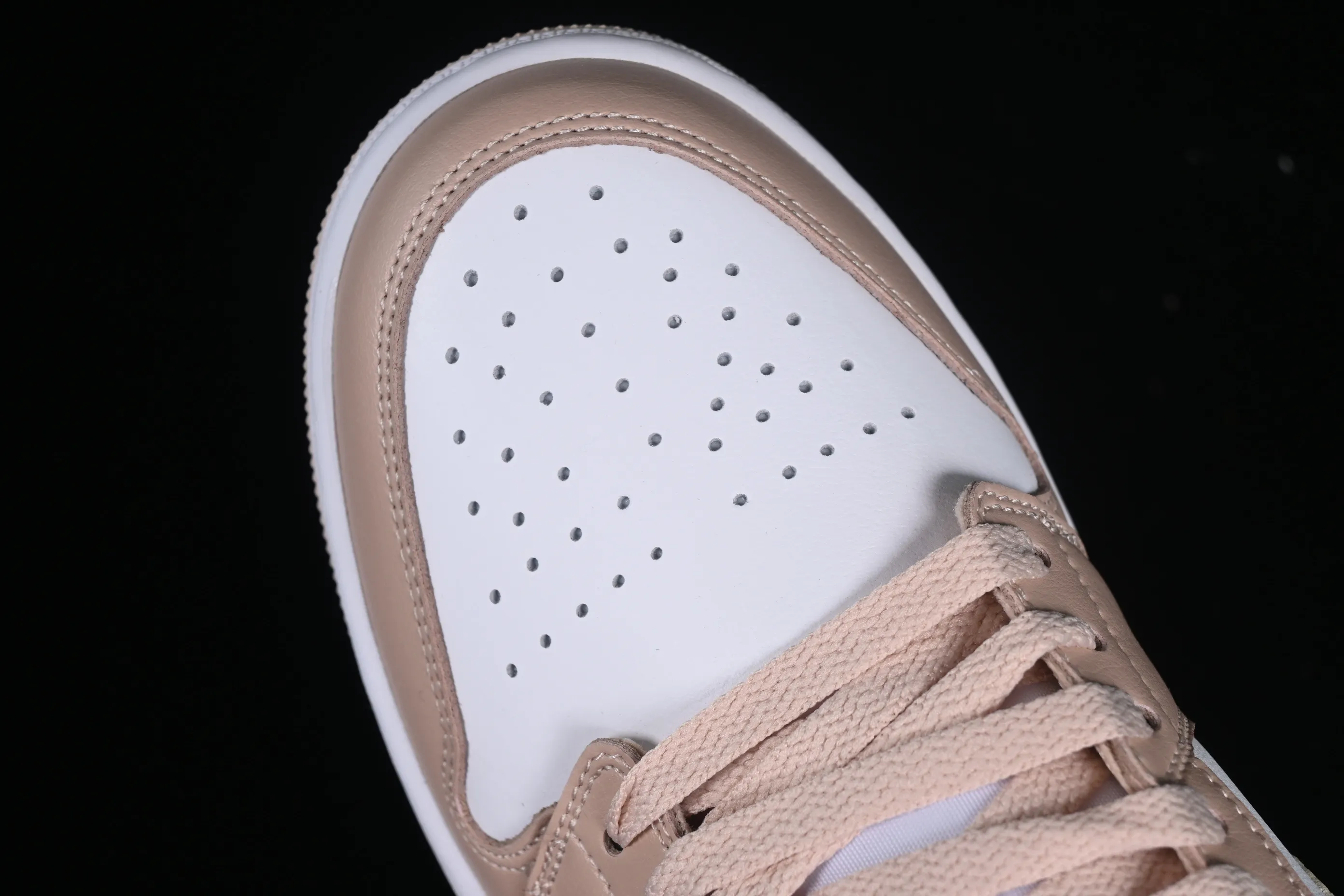 All categories Air Jordan Jordan series basketball shoes Air Jordan 1 Low Air Jordan 1 Low AJ1 Joe 1 white and pink low-top cultural and casual sneakers DC0774-120